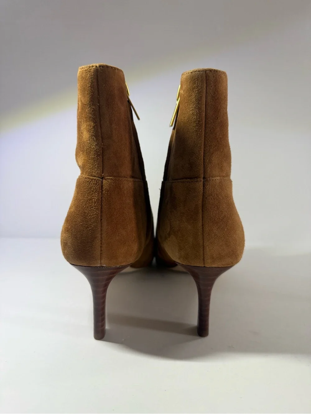 Veronica beard Women’s Tan Suede Ankle Boots - Classic Low Heel size 7